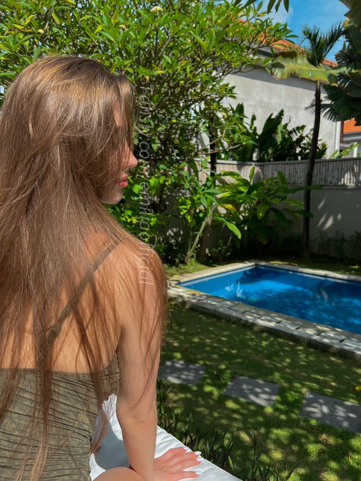 Have a nice weekend and happy first day of winter 💚❤️ https://t.co/51A33L86UR<a href="/tag/feet"class="tags"><span>#feet</span></a><a href="/tag/chaturbate"class="tags"><span>#chaturbate</span></a>