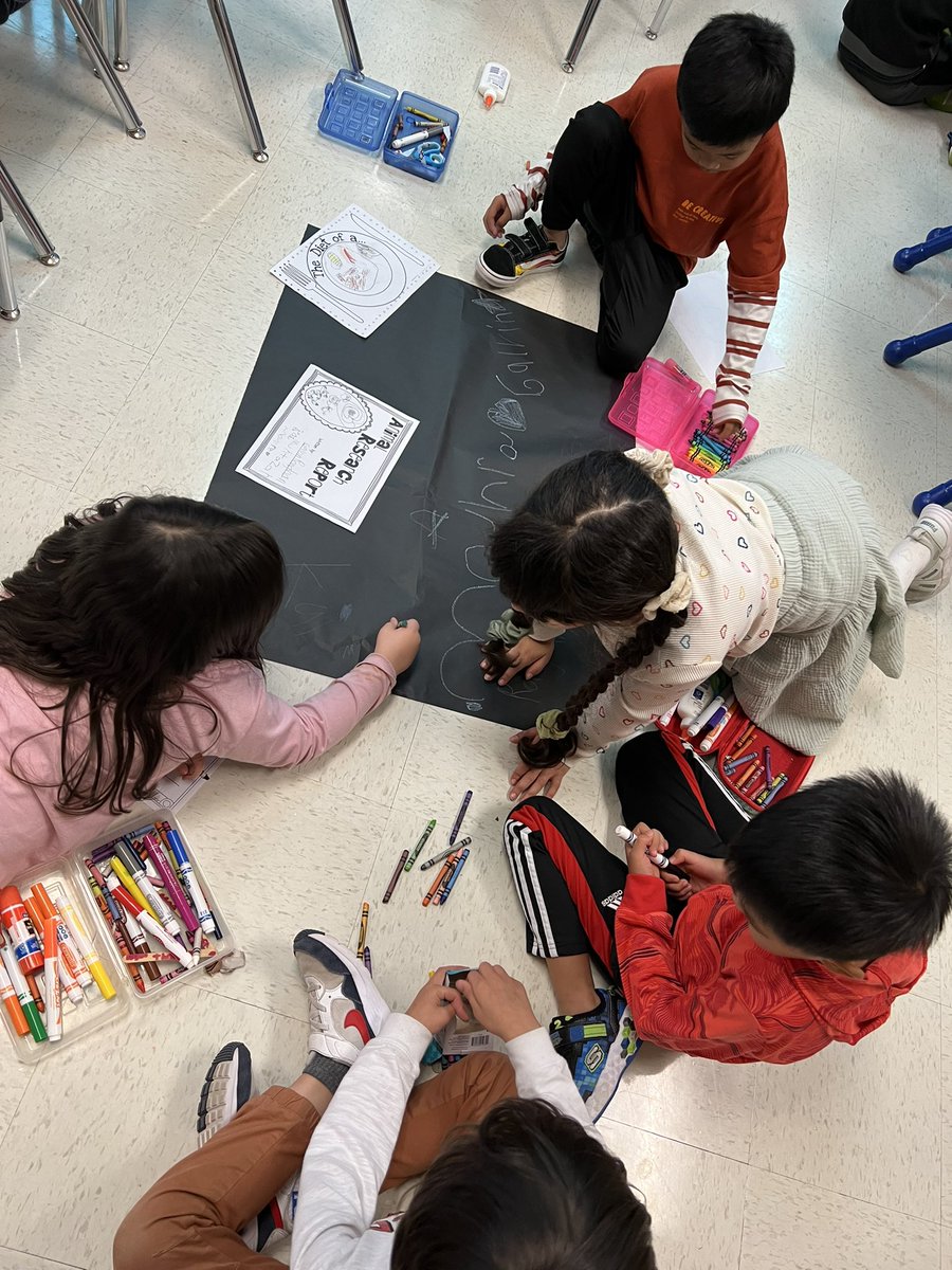 FabulouslyFirst's tweet image. Group animal research reports! We are researching, collaborating, and having so much fun while doing it! 🤩📝@NISDFields @NISD