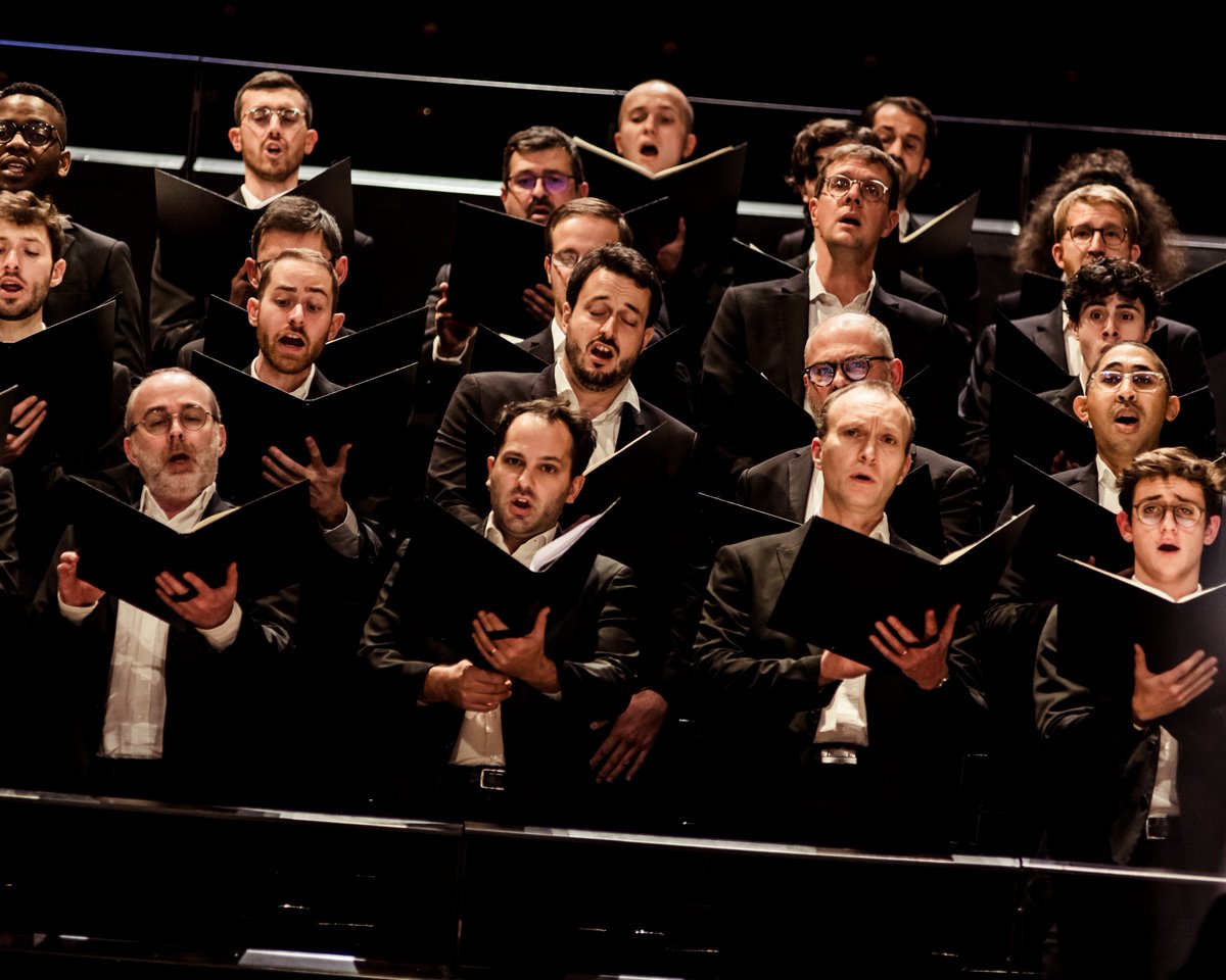 OrchestreParis's tweet photo. 📸 Résurrection de Mahler et la création Latest de Betsy Jolas dirigés par @klausmakela avec le @ch_OrchParis, la soprano Mari Eriksmoen et l'alto Wiebke Lehmkuhl.

© Mathias Benguigui https://t.co/RIt8UmBcN7