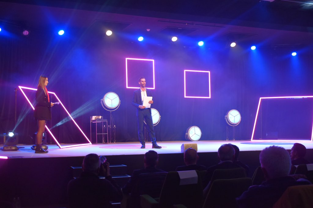 🏆 La 3ème édition des #AilesDeCristal en Franche-Comté est lancée !
À suivre : la remise des trophées par département : Territoire de Belfort, Doubs, Jura, et Haute-Saône.
✅ L'annonce du #CoupDeCœur viendra clôturer cette cérémonie !