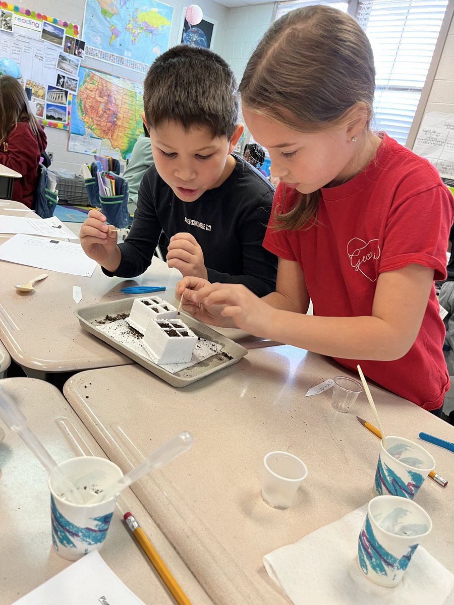 MerryGaylor's tweet photo. Planting Brassica seeds with Casey Perry @AmstiUAH @RivertonElem https://t.co/Y2Ge4qIrFw