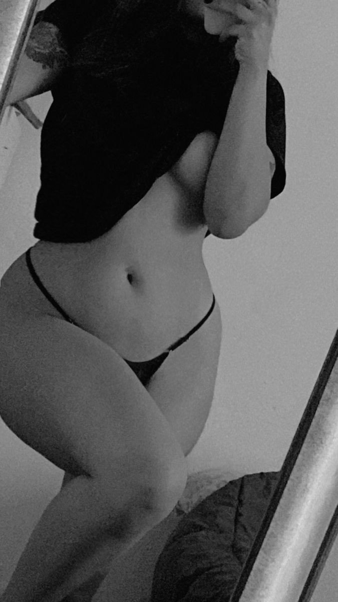 Venuss0920's tweet photo. @Ashleybabyyk @nudes_tayler https://t.co/tULEQ0UcEv https://t.co/YNmrUKleNK