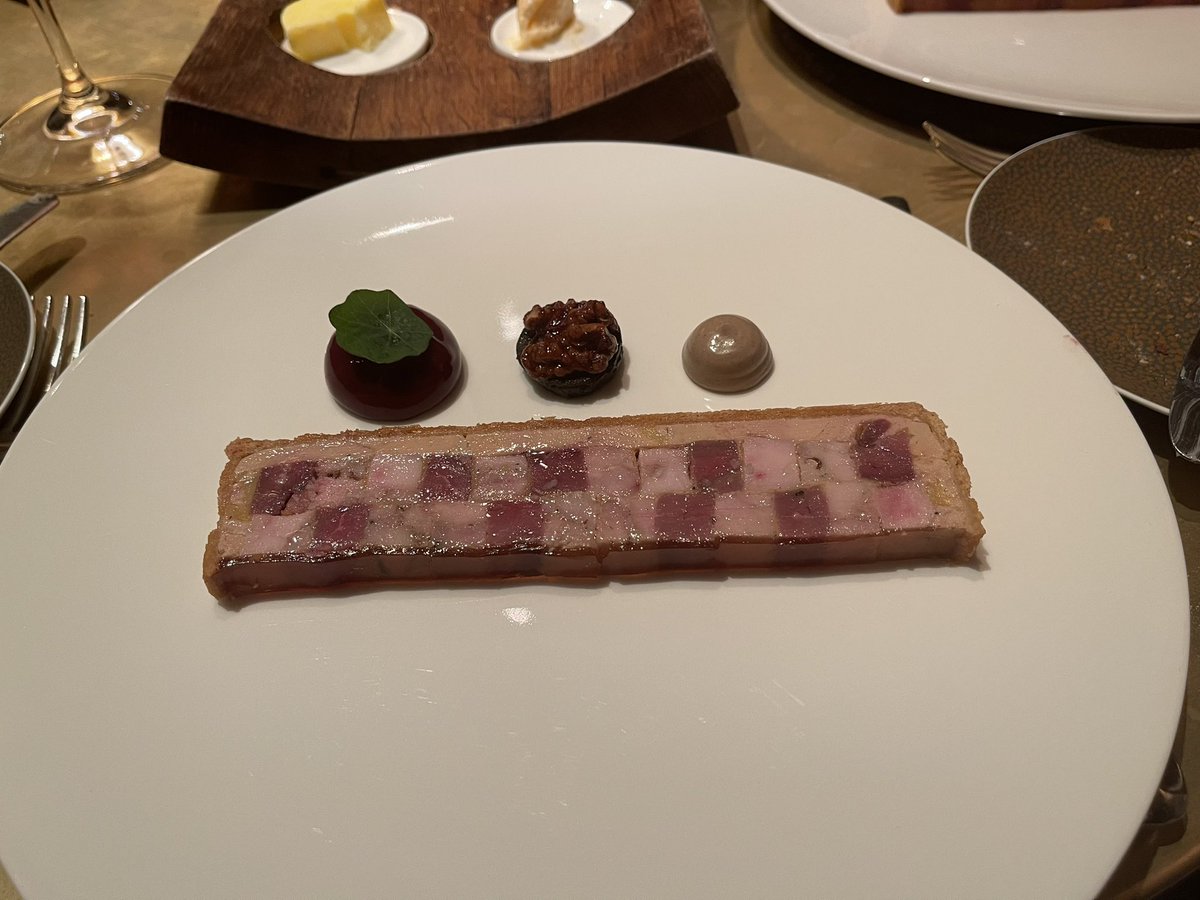 Dinner <a href="/VineyardNewbury/">The Vineyard Hotel & Spa</a> <a href="/TomScade/">Tom Scade</a> chef. Interview with Tom to follow