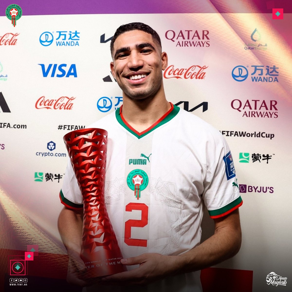 EnMaroc's tweet photo. أشرف حكيمي رجل المقابلة ما بين المنتخب الوطني و المنتخب الكندي 🇨🇦

Ladies and Gentlemen, @AchrafHakimi Player of the Match between Morocco and Canada 👏

#DimaMaghrib 🇲🇦 #TeamMorocco #FIFAWorldCup @pumafootball https://t.co/GtnwJO7qXb