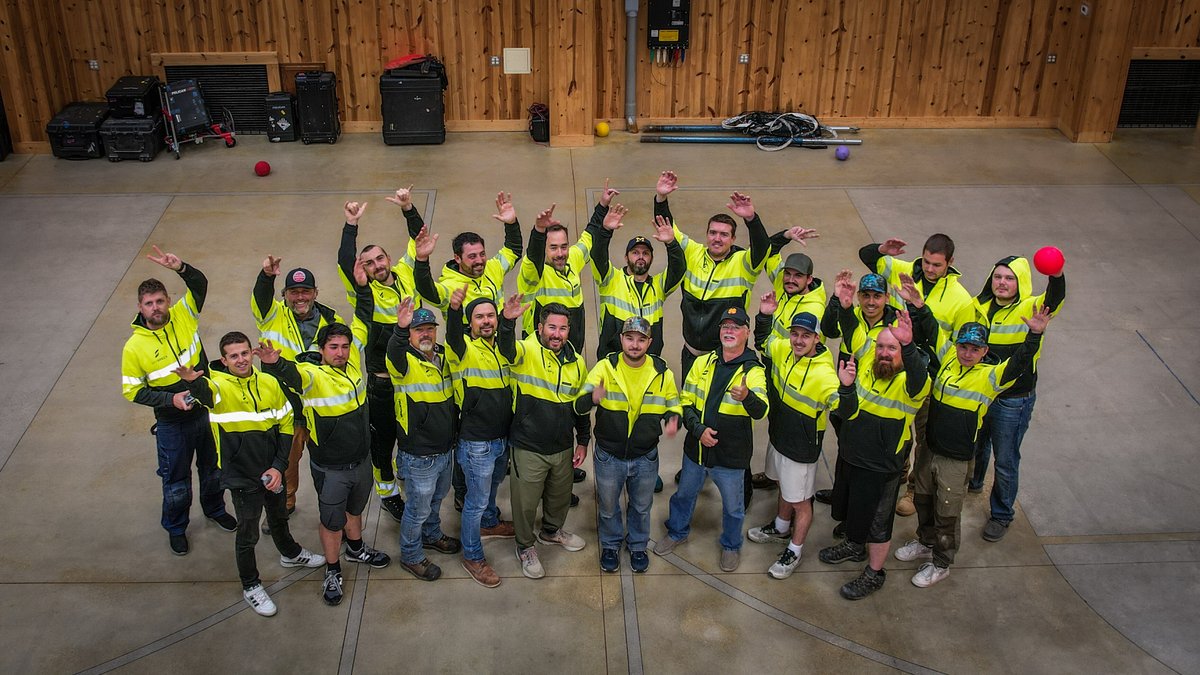 Truewerk's tweet photo. SkySpecs is a technology and service provider for the renewable energy sector. They recently gifted their crew with logoed M2 Grid Full Zips before getting full #Truewerk uniforms. Thanks to the team for sharing these photos from their annual drone pilot summit! @skyspecs https://t.co/DgXuqwJEBf