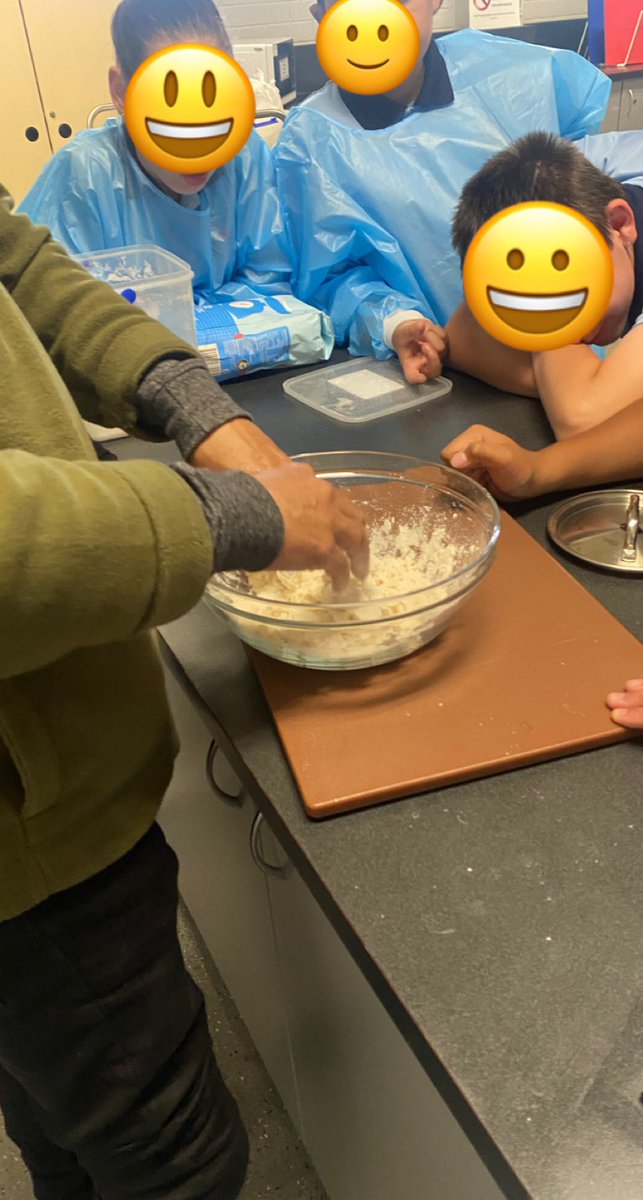 Mr_Camilleri91's tweet photo. Uncle Shayne joined our Year 7 Support Culture class yesterday afternoon and showed us how to make Johnny Cakes. Ss really enjoyed getting their hands into the batter and learning how to make staple bush food with minimal ingredients. https://t.co/Qx4QqVupOn