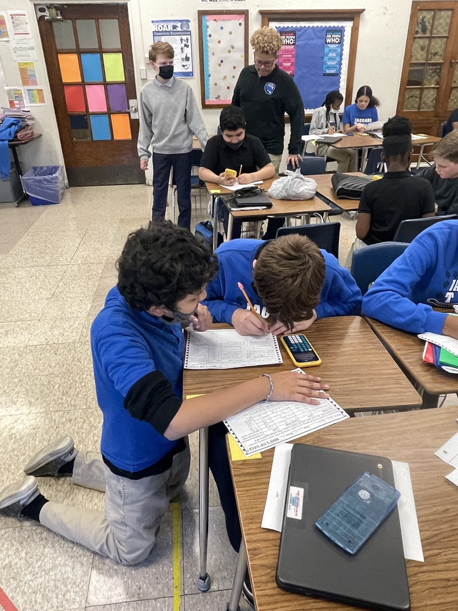 CounselorHaynes's tweet photo. Students teaching students in Ms. Gaines Math class. https://t.co/5mtNugOgLM