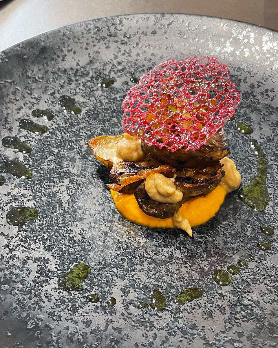 Bschefacademy's tweet photo. Finishing our Level 4βs Leadership Assignment with another cracking four course menu π
Putting a middle-eastern twist on dishes inspired by the festive season π
Group two did a fab job π©βπ³π¨βπ³
#bschefacademy #obsessedaboutfood https://t.co/LHXivD7nCR