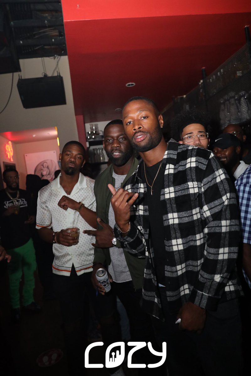 CozyHospitality's tweet photo. Thursday @ Bitter End Is Undefeated , Happy Hour 8 Pm - 10 pm , Lit Vibes shortly afterwards. Don’t Hide , Come Out Side #HydeThursdays 🫣 

Hookah • Food • Free Entry 
Dress Code Casual 

Bitter end • 8 pm - 2 am https://t.co/8OfFTjGcrI