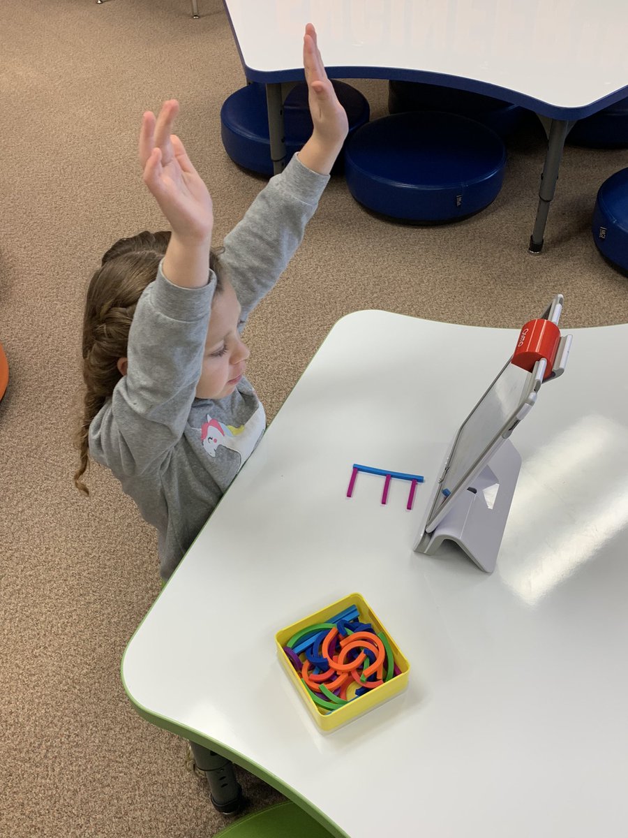 Letter formation and phonics work using @PlayOsmo with Kindergarten students. Another way to provide content and make it more accessible! @WVSD208 @suptfinch