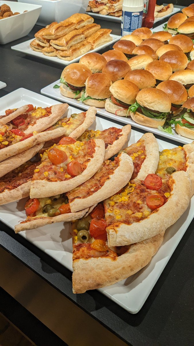 DutchAUG tweet media