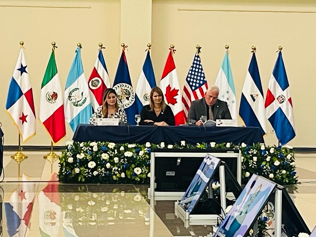 OITMexico's tweet image. La #OIT reitera su acompañamiento continuo a la #CRM para reforzar la dimensión laboral de la migración, una de las prioridades identificadas en la Reunión Viceministerial de la #CRM. Felicitamos a la PPT saliente de El Salvador y a la nueva PPT de Panamá.