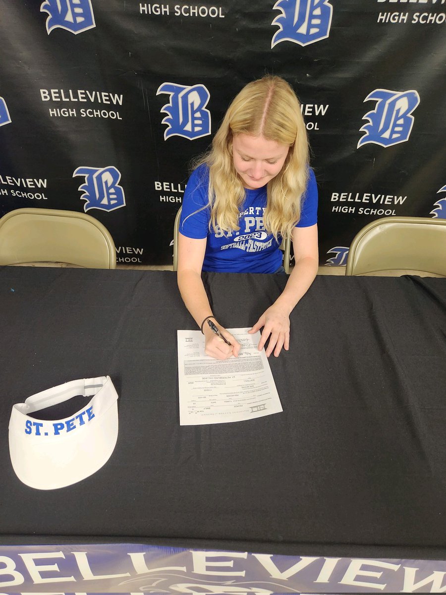 BHSRATTLERFAST1's tweet photo. Congrats to Emily Pearce on her signing last night with Saint Pete State College..BHS'S 54th signee https://t.co/yNRzi8AYgU