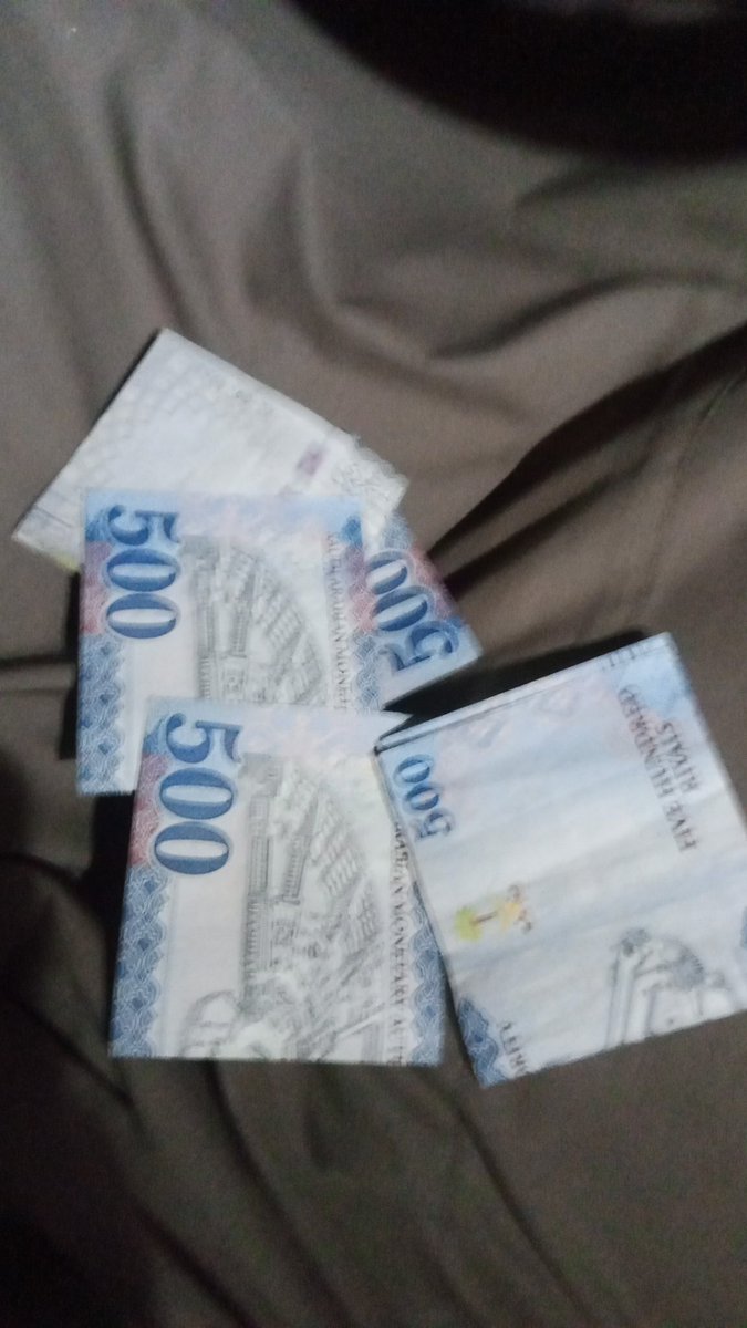 زائر جيزان 29 نحيف وسيم رجولي كاش للحلو الفخم احتاج فخم وحلو يسولي مساج وتبادل وله كاش الجاد خاص باوصافه وصوره غير كذا لاتزعجني واهم شي الكتمان والسريه التامه واحترام الخصوصيه ياقلبي حاليا في أحد المسارحه