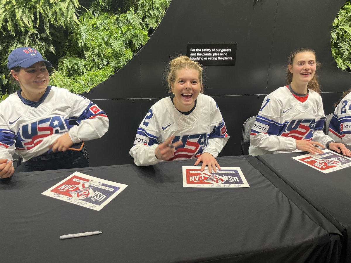 WCHA Hockey (@wcha_whockey) on Twitter photo Find <a href="/MinnStWHockey/">Minnesota State Women’s Hockey</a> on the international stage!
<a href="/MSUReporter/">The Reporter</a>'s Kole Buelow shares the experience of Kelsey King competing in the #RivalrySeries.
READ➡️bit.ly/3FiqpnH Find <a href="/MinnStWHockey/">Minnesota State Women’s Hockey</a> on the international stage!
<a href="/MSUReporter/">The Reporter</a>'s Kole Buelow shares the experience of Kelsey King competing in the #RivalrySeries.
READ➡️bit.ly/3FiqpnH