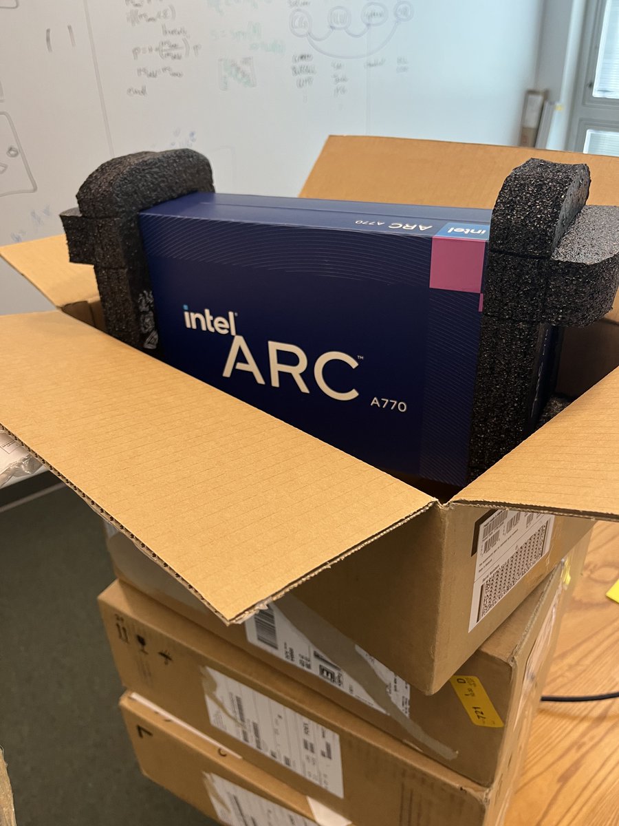 HartwigAnzt's tweet photo. Early Xmas? Thanks to #intelhpc for sending these cards to #ICL_UTK giving us the possibility for on-site performance engineering and #oneAPI CI on #INTEL #GPUs. https://t.co/bI0urZTdK3