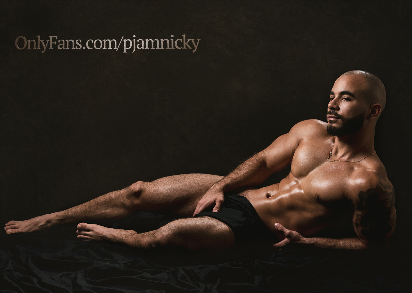 Model Nicolas Giraldo by @PaulJamnicky 
https://t.co/GiK6hulLCm ? https://t.co/QdHd0YbOym