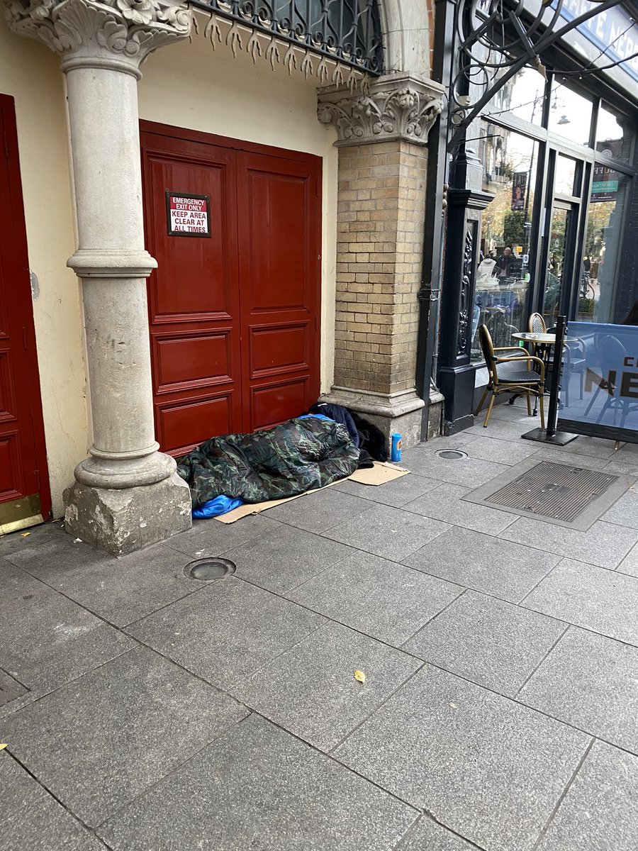 So sad to see this beautiful young girl lying in the doorway of the Gaiety Theatre homeless! <a href="/DarraghOBrienTD/">Darragh O'Brien</a> you should be ashamed of yourself!