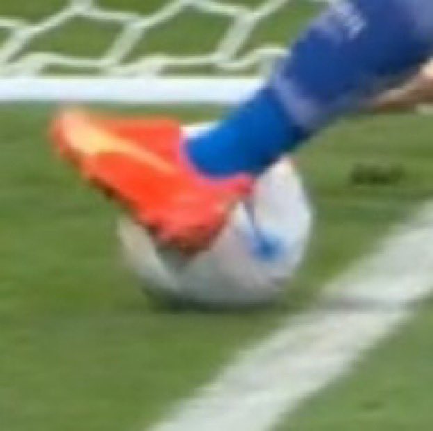 Paso Pitana y dijo que fue no Corner...

#NoFueCorner
#Alemania
#Japón
#MundialQatar2022
#RiverPlate #FIFAWorldCup2022