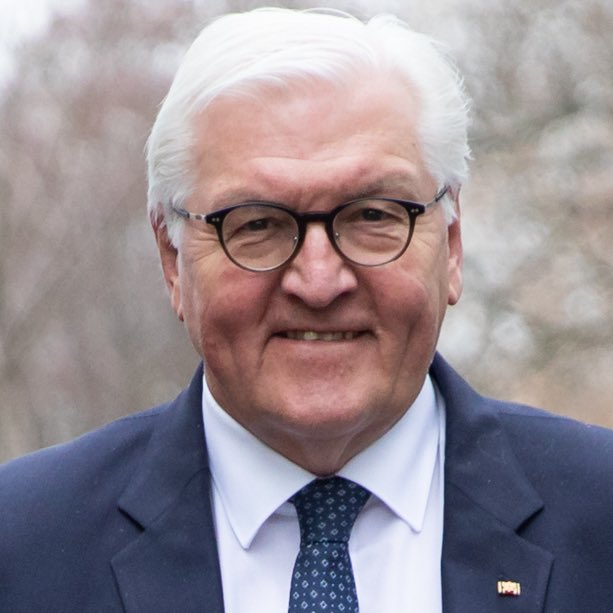 choquei's tweet photo. 🚨AGORA: Frank-Walter Steinmeier, Presidente da Alemanha, anuncia que estará em Brasília na posse de Lula no dia 1º de janeiro. https://t.co/jNDyNDtMki