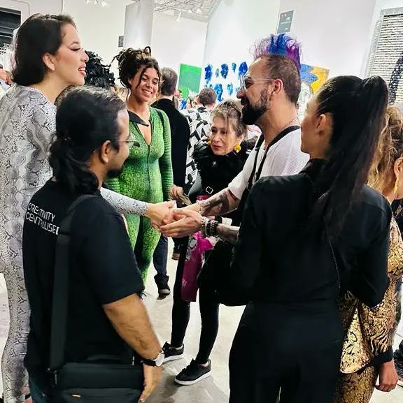 CreateProtocol's tweet image. @GirishAhirwar, CEO at @createprotocol &amp;amp; team interacting &amp;amp; sharing the vision of #CreatorConsole with #artists at #ArtBaselMiami2022 

Big thanks to Hypnotiq for full support to #CreateProtocol. He&apos;ll soon be launching #WomenUnite #NFTCollection with #ConsoleatArtBasel 🚀