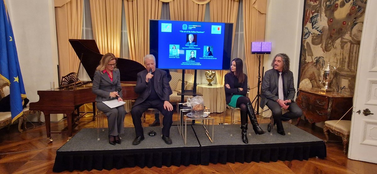 ItalyinUK's tweet photo. Live now @ItalyinUK: Ambassador @InigoLND welcomes guests to "The art of the Italian #Panettone", a talk with pastry legend Master @iginiomassari, Deborah Massari and @giuseppecooks, #GBBO 2021 Winner, moderated by Raffaella Cappello, Founder of @Seeds_for_Kids
#ItalianTaste https://t.co/f4YyHDW6XE