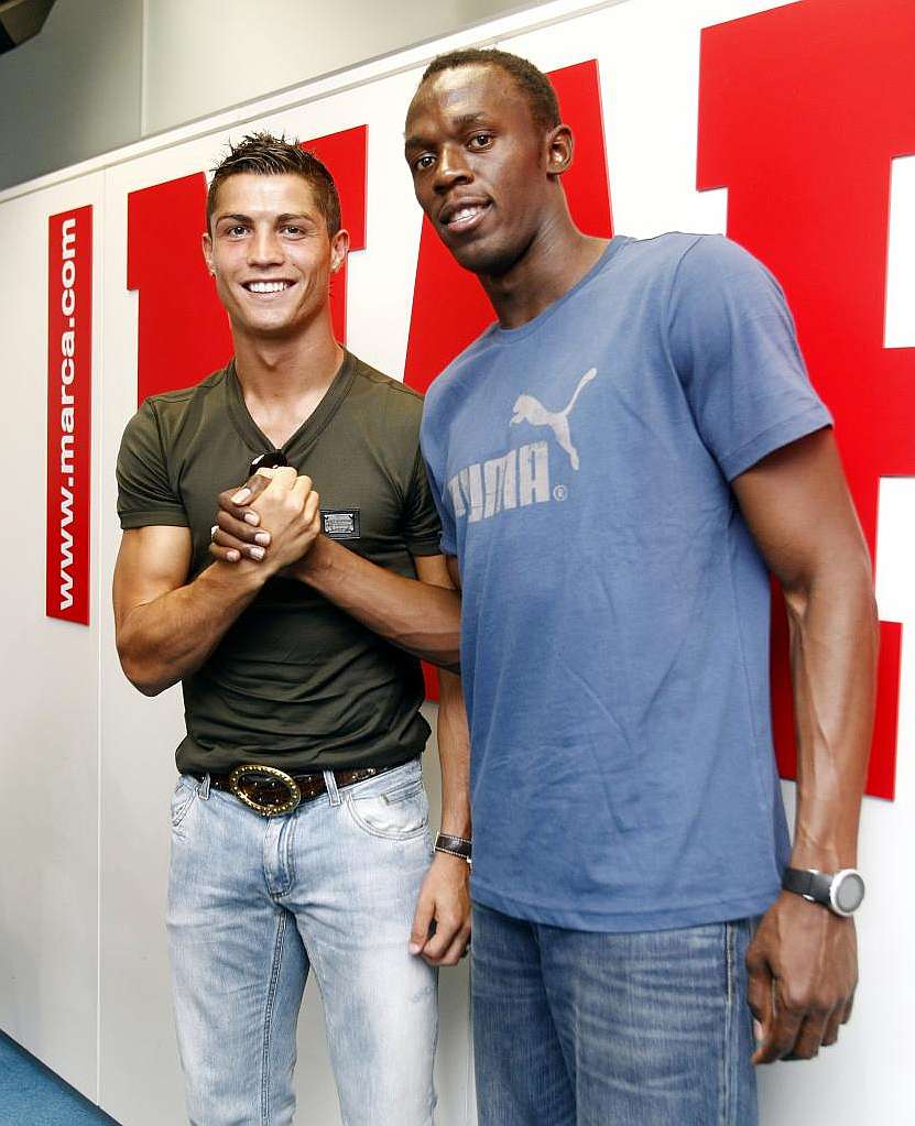 CristianoXtra_'s tweet photo. USAIN BOLT:

It's sad to see CR7 go, He played such an important role for United last season. He kept us in the fight for the Premier League as he scored in many games, giving points to the team. I wish him all the best in his career because I am a huge fan of Cristiano Ronaldo." https://t.co/chxM4jT9fk