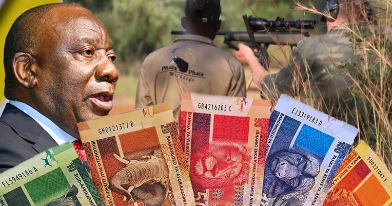 insightfactor's tweet photo. 🔴South Africa's Factional Rand Strikes Again🔴

As President Cyril Ramaphosa faces widespread pressure to step down, the Rand today dropped by 3.6%. Analysts have described the sudden lowest drop in the rand since May as a move to protect Ramaphosa by White Monopoly Capital. https://t.co/xMKEeYxJgN