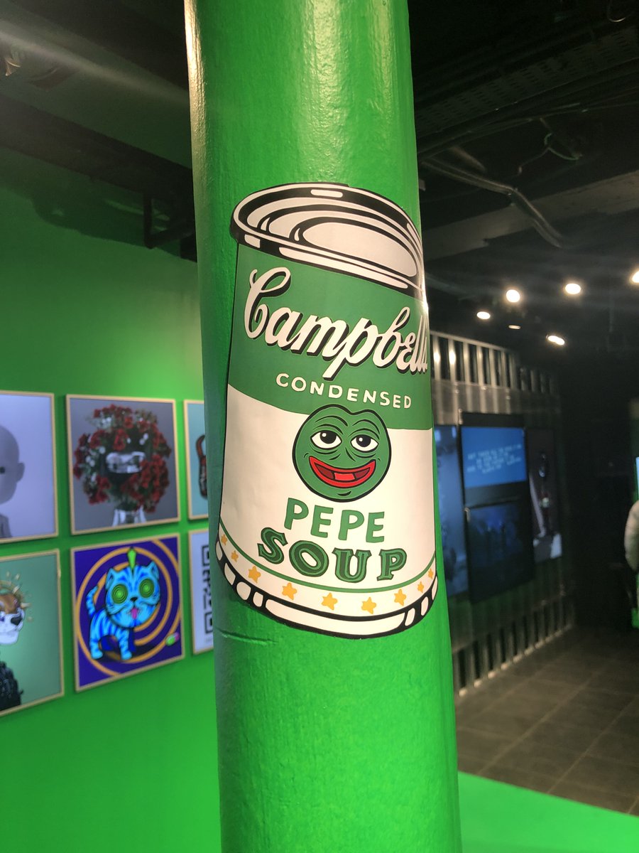 WangXiang's tweet image. #OpenScreen exhibition @NFTFactoryParis 
PEPESOUP still there