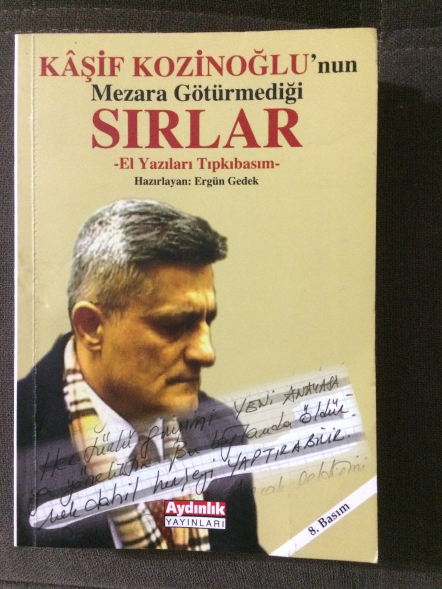 Ruhu şad olsun... Kendi el yazmaları mektupları ilginç ve garip bilgiler var ... 
Keyifli okumalar dilerim... <a href="/kitapdostumcom/">Kitapdostum.com</a>