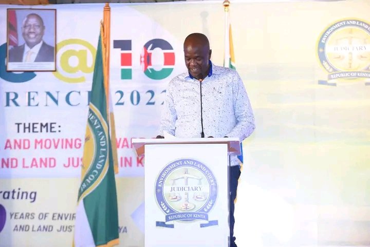 KilifiCountyGov's tweet photo. The #ELCconference was a great success as delegates deliberated on key issues that will guide the court for the next decade.Kilifi will greatly benefit from the court's pledge to establish mobile courts & embrace alternative methods of resolving Land & Environmental disputes.. https://t.co/v6kQxmhvOF