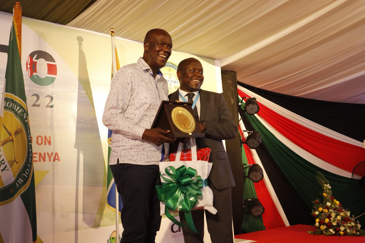 KilifiCountyGov's tweet photo. The #ELCconference was a great success as delegates deliberated on key issues that will guide the court for the next decade.Kilifi will greatly benefit from the court's pledge to establish mobile courts & embrace alternative methods of resolving Land & Environmental disputes.. https://t.co/v6kQxmhvOF