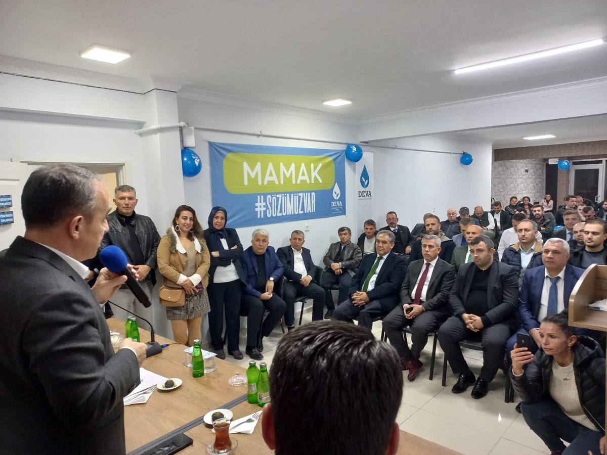 Mamak ilçe yönetimi ve mahalle başkanlarımızla çok verimli bir çalışma yaptık. İl ve ilçe başkanımıza ve katılım gösteren yol arkadaşlarımıza teşekkür ediyorum. #OylarDEVAOlsun