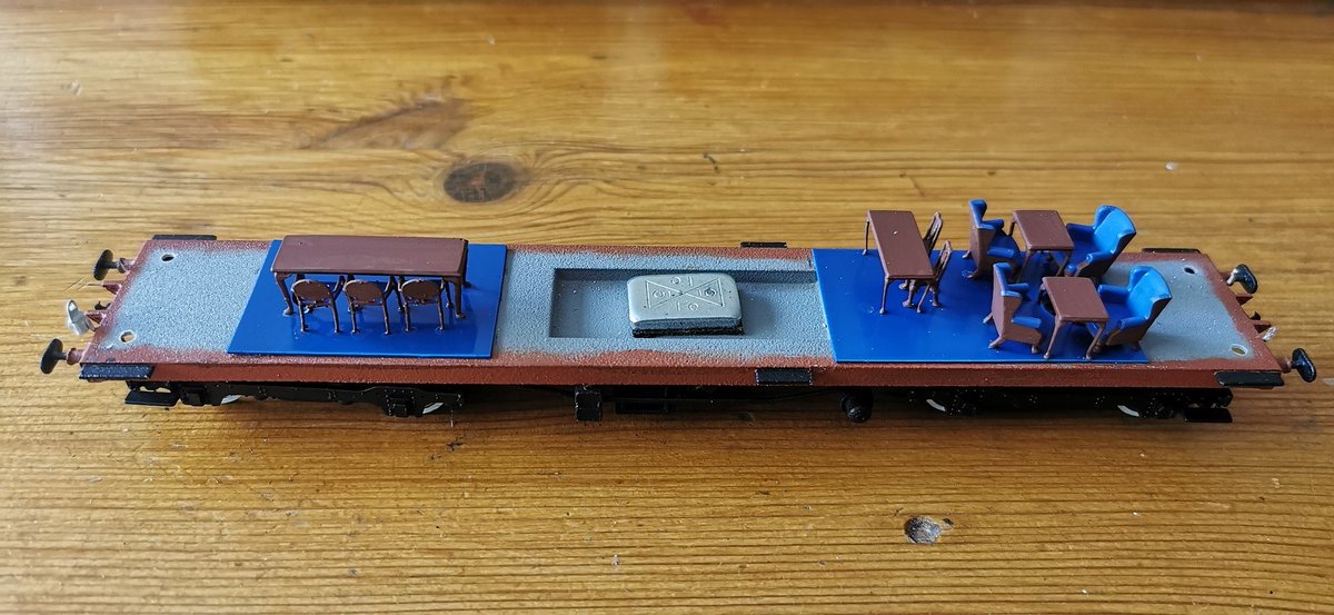MattwicksBMR's tweet photo. So next on my work list over the winter is the GN/LNER Directors Saloon.
I will be updating some fixing points, buffers and also floor, as Hornby spare bogies and cam coupling is no longer available.
Hope for a spring release.
#LNER #GreatNorthern #DirectorsSaloon #BluebellRail https://t.co/LU6Uhndhp9