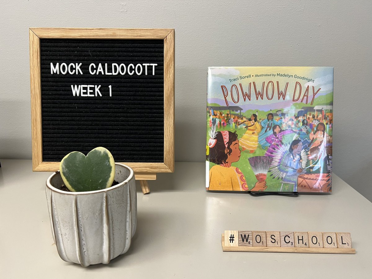 alissa_stoever's tweet photo. Words of the Week Double Feature - We are holding our first Mock Caldecott Contest at #WOSchool based on @MrSchuReads and @colbysharp’s list. Thank you to @AndreaSchaber for launching the experience &amp; @RachelCrognale for the amazing display!! #WeAreChappaqua https://t.co/KGhpnFknow