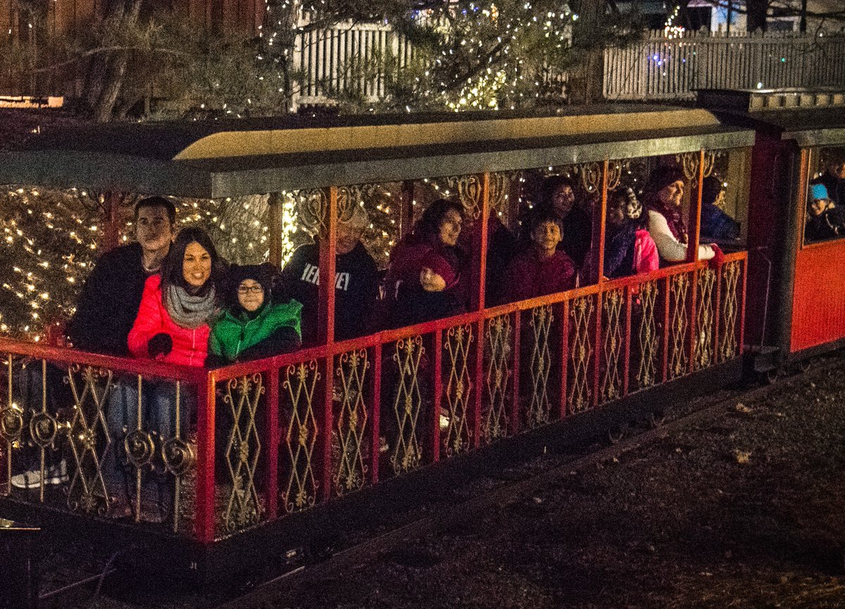 Hersheypark on Twitter "RT HersheyPA ChristmasCandylane at