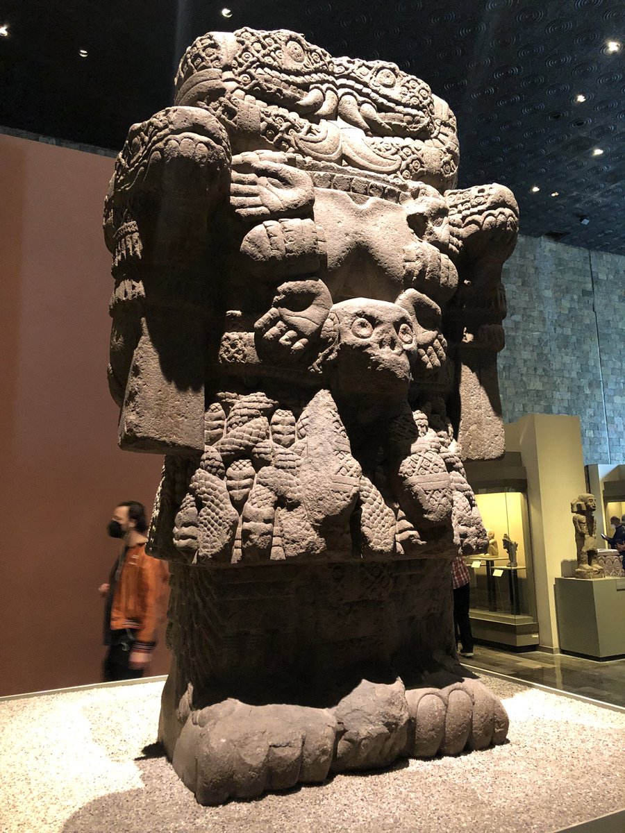 Cuauhtemoc_1521's tweet photo. #Sabíasque la Coatlicue fue descubierta en la Plaza Mayor de la #CDMX el 13 de agosto de 1790? En la actualidad se encuentra en la sala mexica del @mna_inah. Qué te transmite esta magnífica escultura, de la deidad creadora y devoradora? Lo puedes reducir a una palabra? https://t.co/sXckejiA26