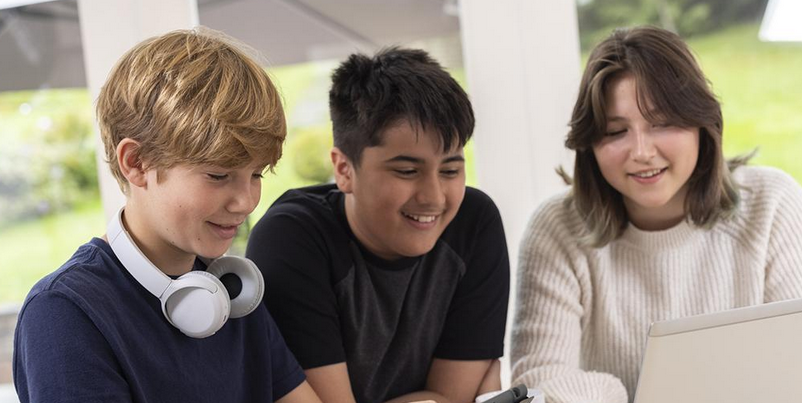 halladay's tweet photo. HEG's Inner Circle Private School eNEWS
Latest News &amp; Updates: HKW Portfolio Acquires Paradigm Learning
https://t.co/z0sScWb1ai
https://t.co/pfvCrHazxb https://t.co/4NskpI6gFh