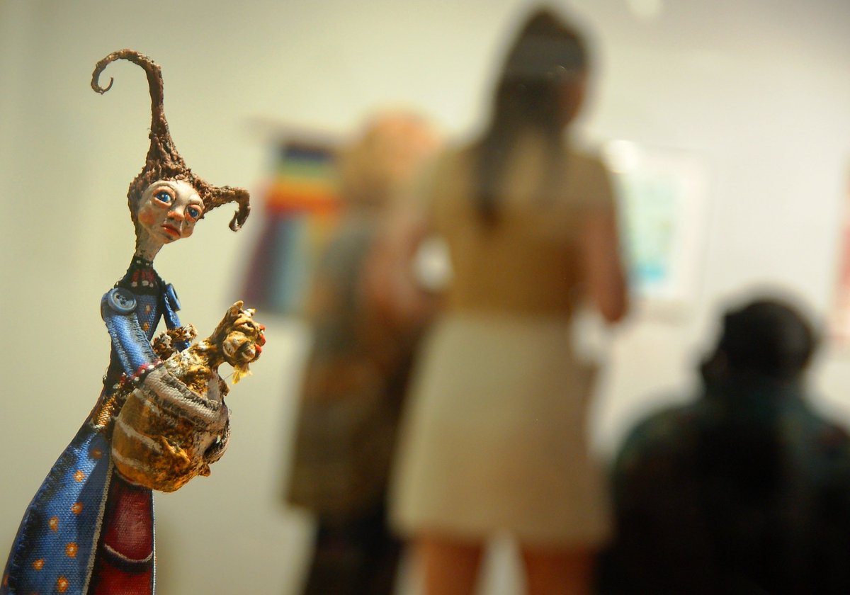 ArtsWave (@artswave) on Twitter photo Calling all artists! The <a href="/Fitton_Center/">Fitton_Center</a> has extended the deadline for artists to submit proposals for solo and group exhibitions in the 2023-24 season. Check out the requirements and apply online at fittoncenter.org/call-to-artists by 11:59 p.m. on Sunday, December 11. #CincyArts Calling all artists! The <a href="/Fitton_Center/">Fitton_Center</a> has extended the deadline for artists to submit proposals for solo and group exhibitions in the 2023-24 season. Check out the requirements and apply online at fittoncenter.org/call-to-artists by 11:59 p.m. on Sunday, December 11. #CincyArts