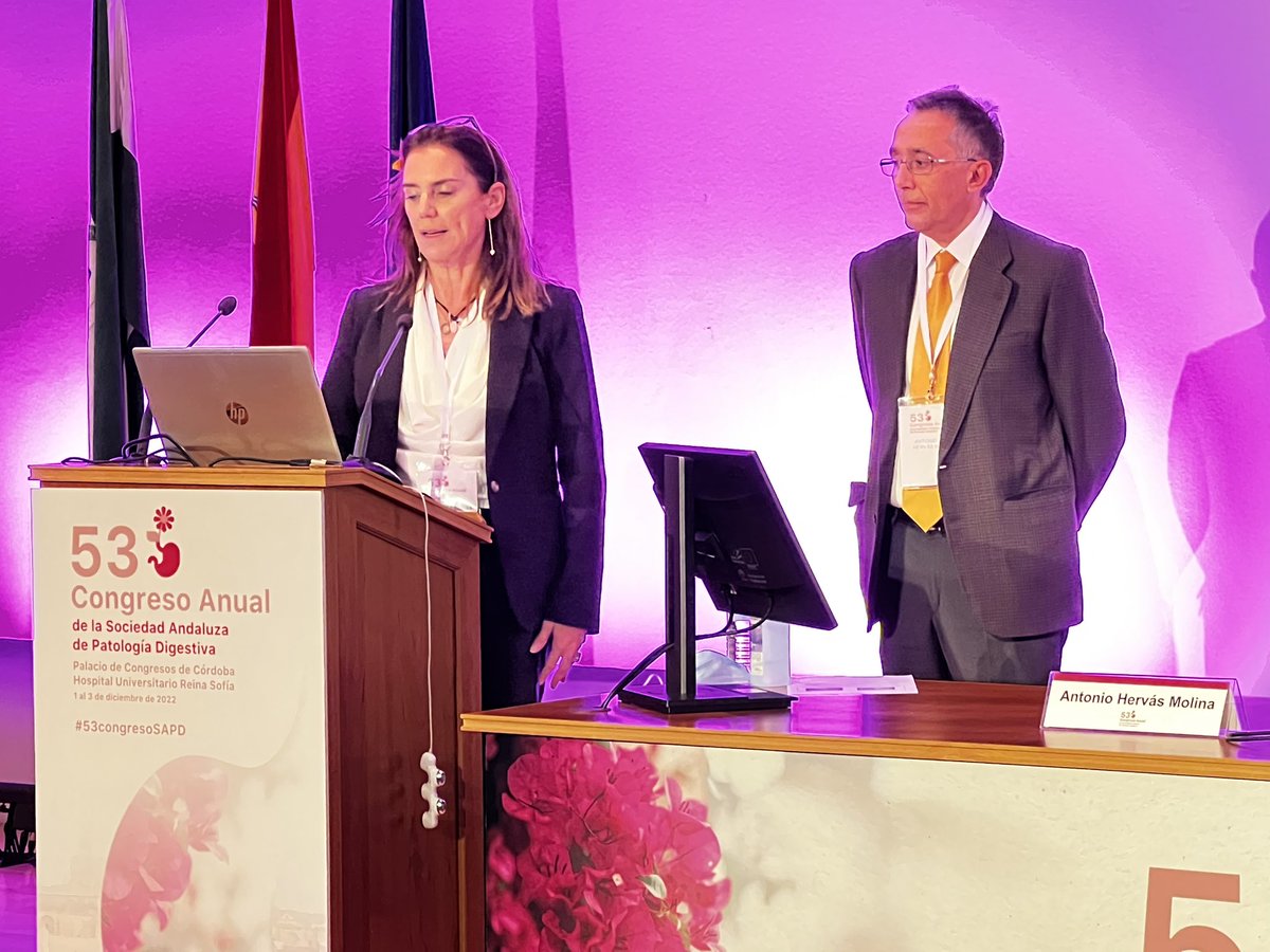 RosalesDigestiv's tweet photo. Último escenario clínico con la Dra. Ángeles Pizarro y el Dr. Antonio Hervás: manejo del paciente con adenomas en tubo digestivo superior y tumor desmoide en la #PAF
#53CongresoSAPD @sapdes https://t.co/gTLM7MfX2d