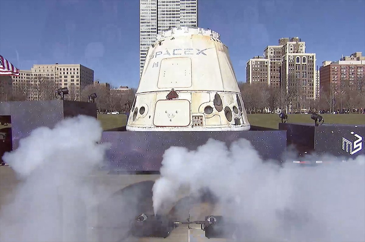 collectSPACE on Twitter "SpaceX Dragon cargo spacecraft lands at