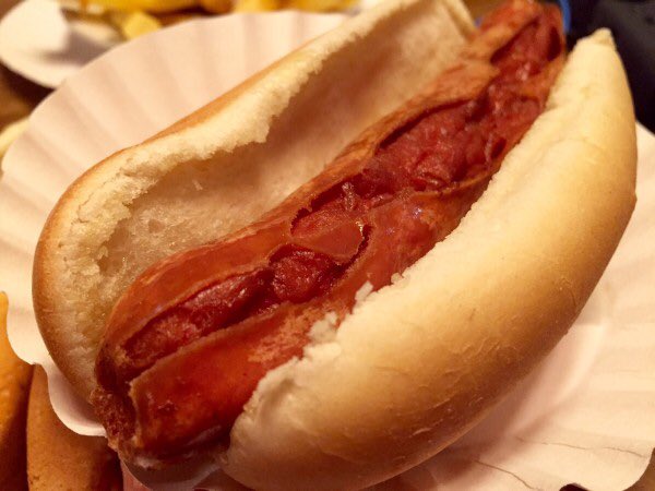 Ripper (New Jersey) — hot dogs deep-fried until the casings crack and split. A specialty of Rutt’s Hut in Clifton, NJ