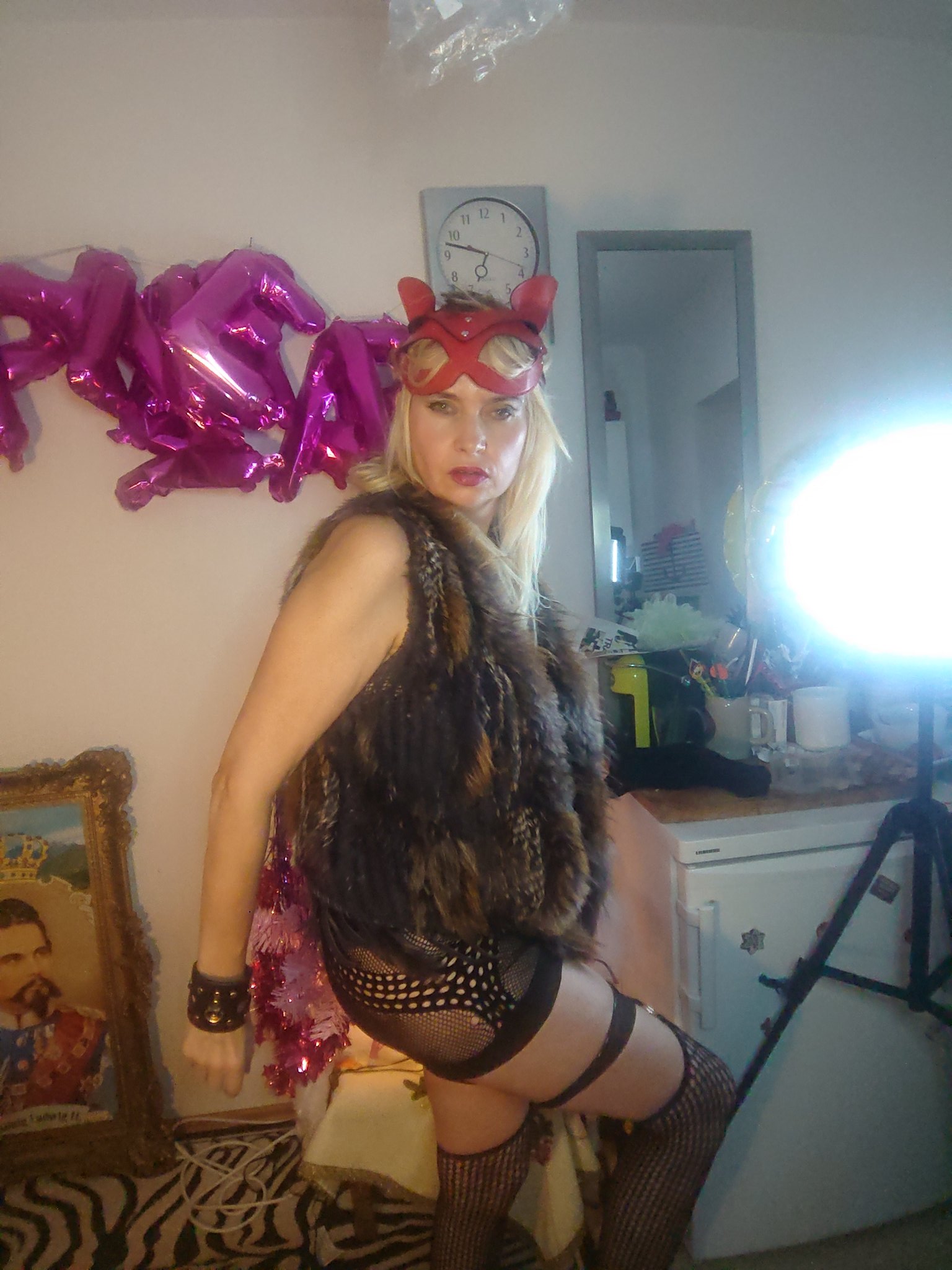 https://t.co/GHi7P4tUWW Preview next videos.. Advents calendar 😜 https://t.co/txoobatAeJ