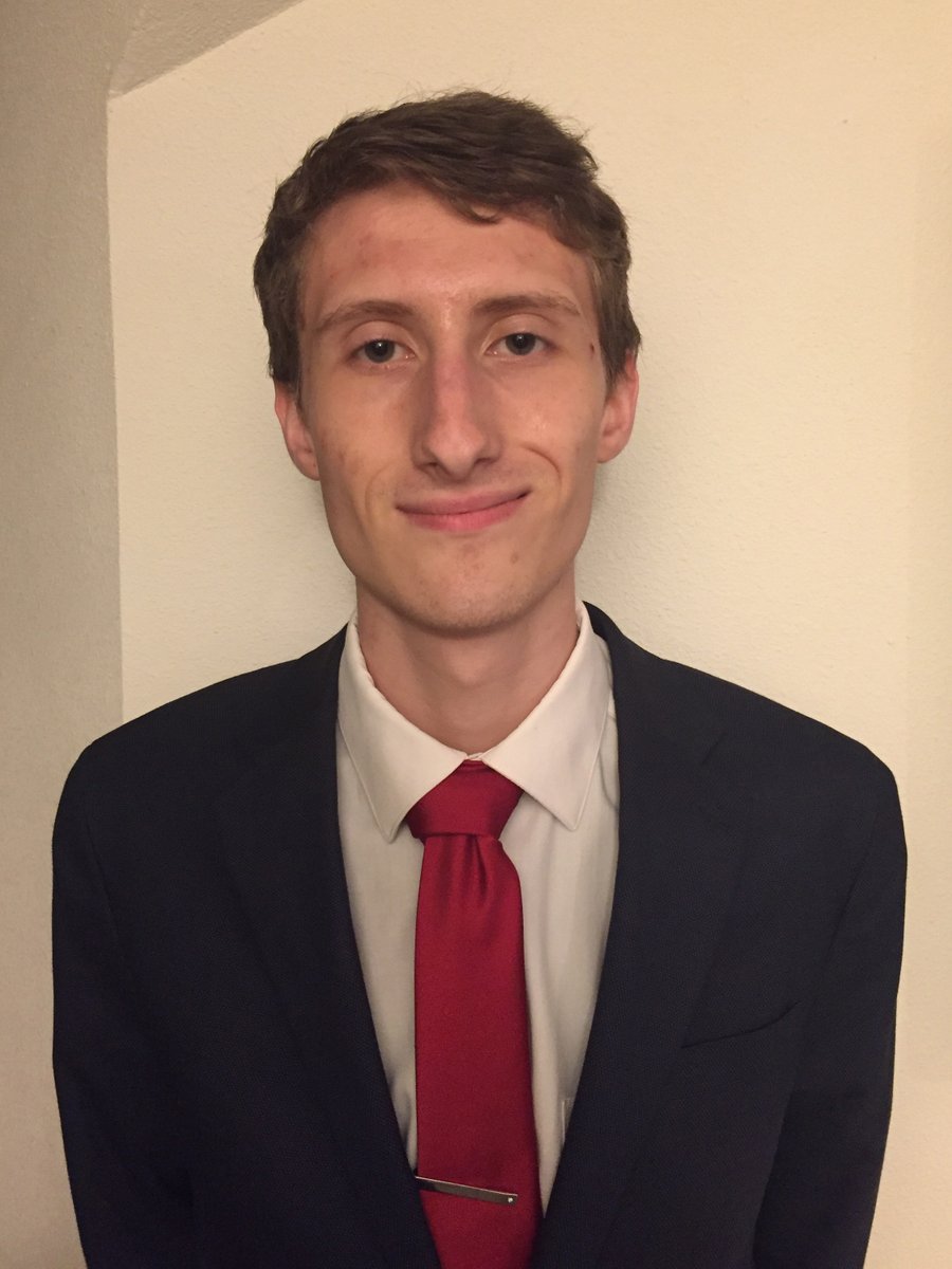 Congratulations to CASL student Timothy Batt, who is the Chancellor's Medallion Recipient for Fall 2022!  Read about his outstanding accomplishments!
umdearborn.edu/news/here-are-…