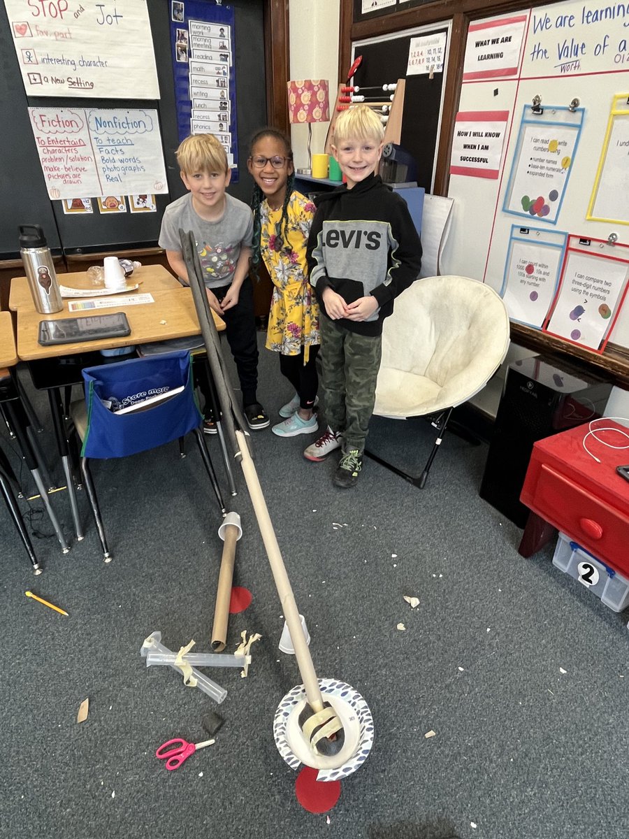 2nd grade students deeply engaged as they engineer and construct roller coasters ⁦<a href="/LPSFranklinElem/">Franklin Elementary</a>⁩ in ⁦<a href="/allenclass1/">Ashley Allen</a>⁩. 
Noteworthy: When asking the students, “what are you learning?”  Each of them responded, “Gravity”…instead of saying “roller coasters” SIGNIFICANT!