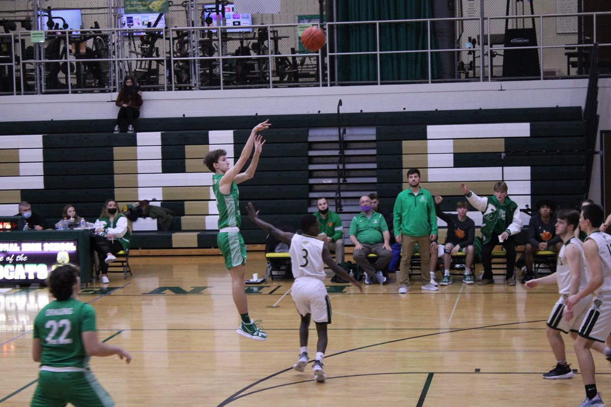 HollyJenkoski's tweet photo. Please help support Alex and his 🏀 team! We can’t wait to cheer you on!🎉 @alexjenkoski @EJenkoski  https//app.myteamworks.org/2022bricktwpboysbasketballfundraiser/MzQ5MTE0/li/ https://t.co/Jeaufvoz66