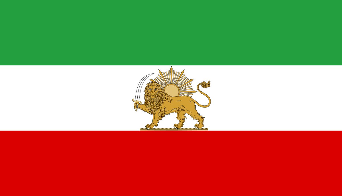 Paiezeh's tweet image. این پرچم باشه اینجا تا گوهخوران هویت و ملیگرایی بفهمن ایرانی هویت و تاریخ و تمامیت ارضی در هر حالی براش مهمه و مزدور بیوطن بیجا میکنه براش ممنوعیت پرچم صادر کنه.
مردم یک کشور زیر یک پرچم مشخص که برگرفته از هویت آنها ست، ملتی متحد خواهند بود.
یک ملت یک پرچم.
#پرچم_شیروخورشید