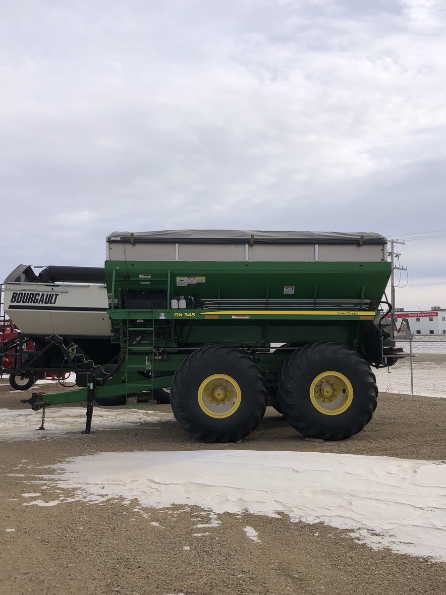 2014 John Deere DN345 Fertilizer Spreader 
345cu Ft, 11tonne, 
1 3/4” 1000pto,
ISO Control w/ VR, 
digistar SL210 scale pkg, 
roll tarp, camera 
Asking $76000
Financing available OAC
DM or call/text 306-861-6838 if interested