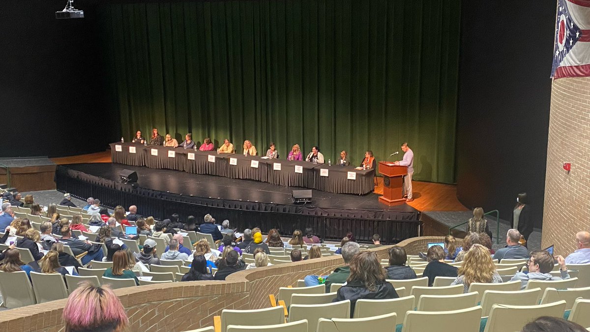 Phenomenal turnout on Tues @ the College Seminar for Students w/ an IEP or 504 Plan. 300+ parents/guardians &amp; students attended this event <a href="/DublinCoffmanHS/">Dublin Coffman HS</a>. Disability services reps from 20 different Ohio colleges and universities were on hand to inform. #BetterTogetherDCS