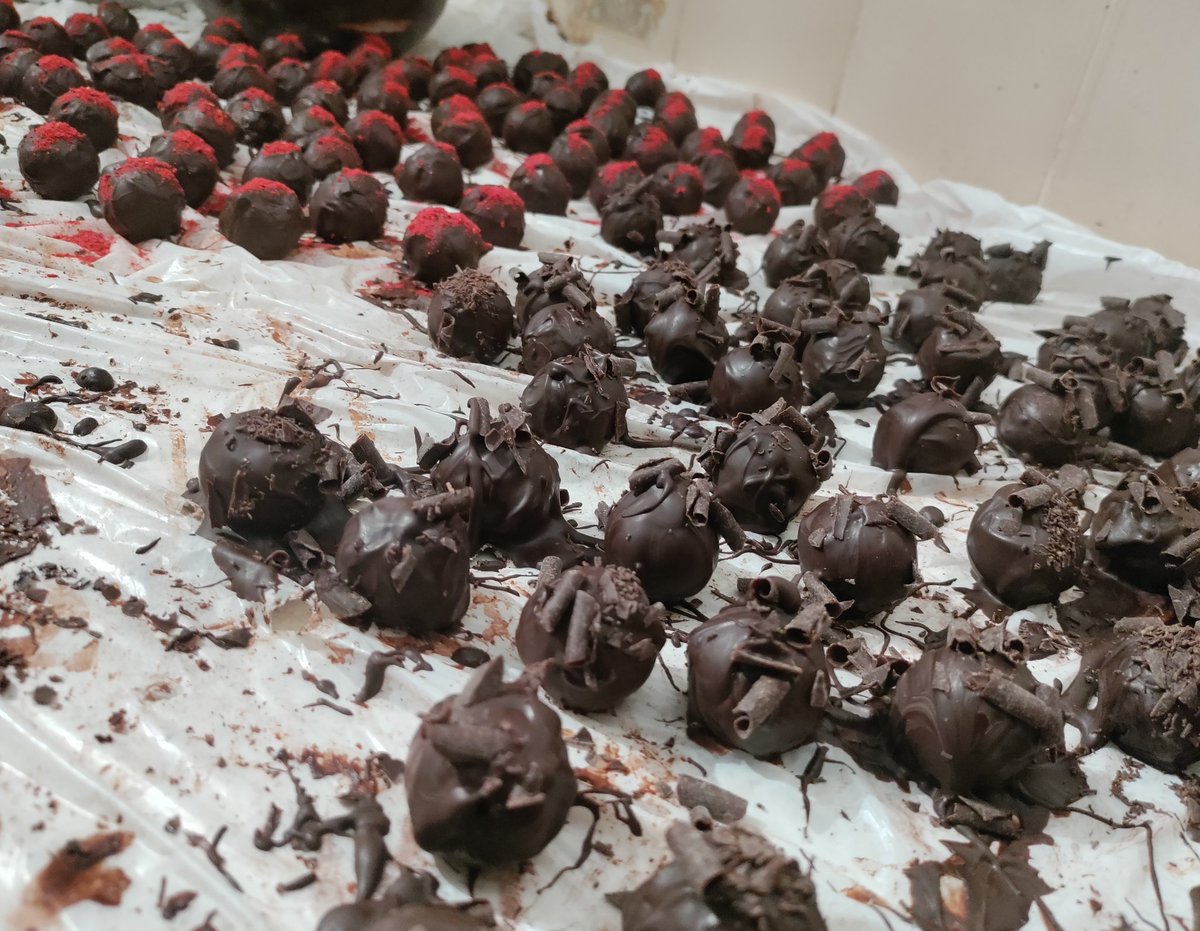 PUREChocolatetruffle (@purechocotruffl) on Twitter photo Dark #Champagne #truffles and #raspberry #Framboise truffles for the next two markets: Sat. <a href="/LewesFarmMarket/">Lewes Farmers Market</a> and Sun. #Haslemere #Christmas Market. Find us in West Street. Dark #Champagne #truffles and #raspberry #Framboise truffles for the next two markets: Sat. <a href="/LewesFarmMarket/">Lewes Farmers Market</a> and Sun. #Haslemere #Christmas Market. Find us in West Street.
